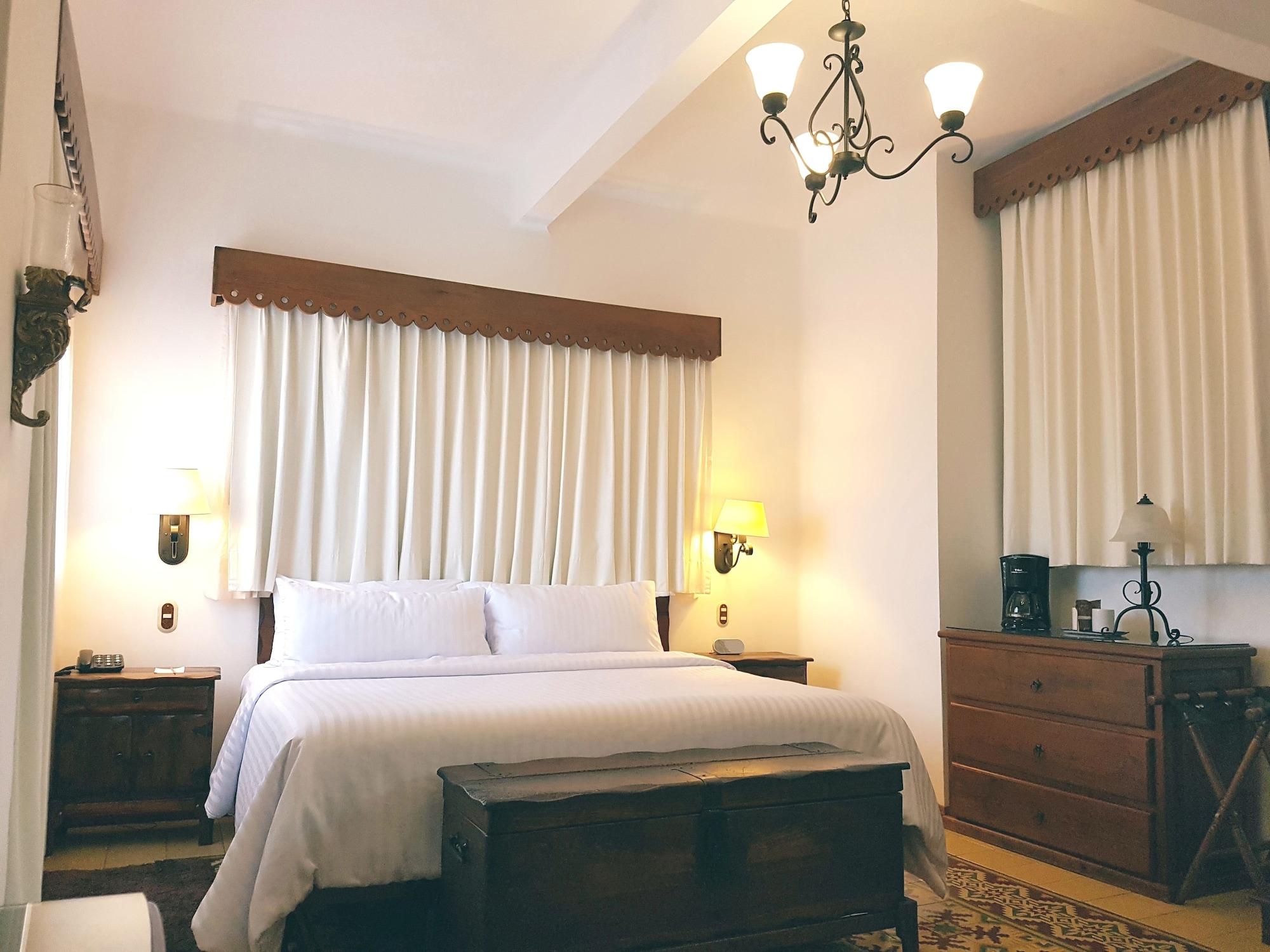 Hotel Mi Solar Centro Uruapan  Ngoại thất bức ảnh
